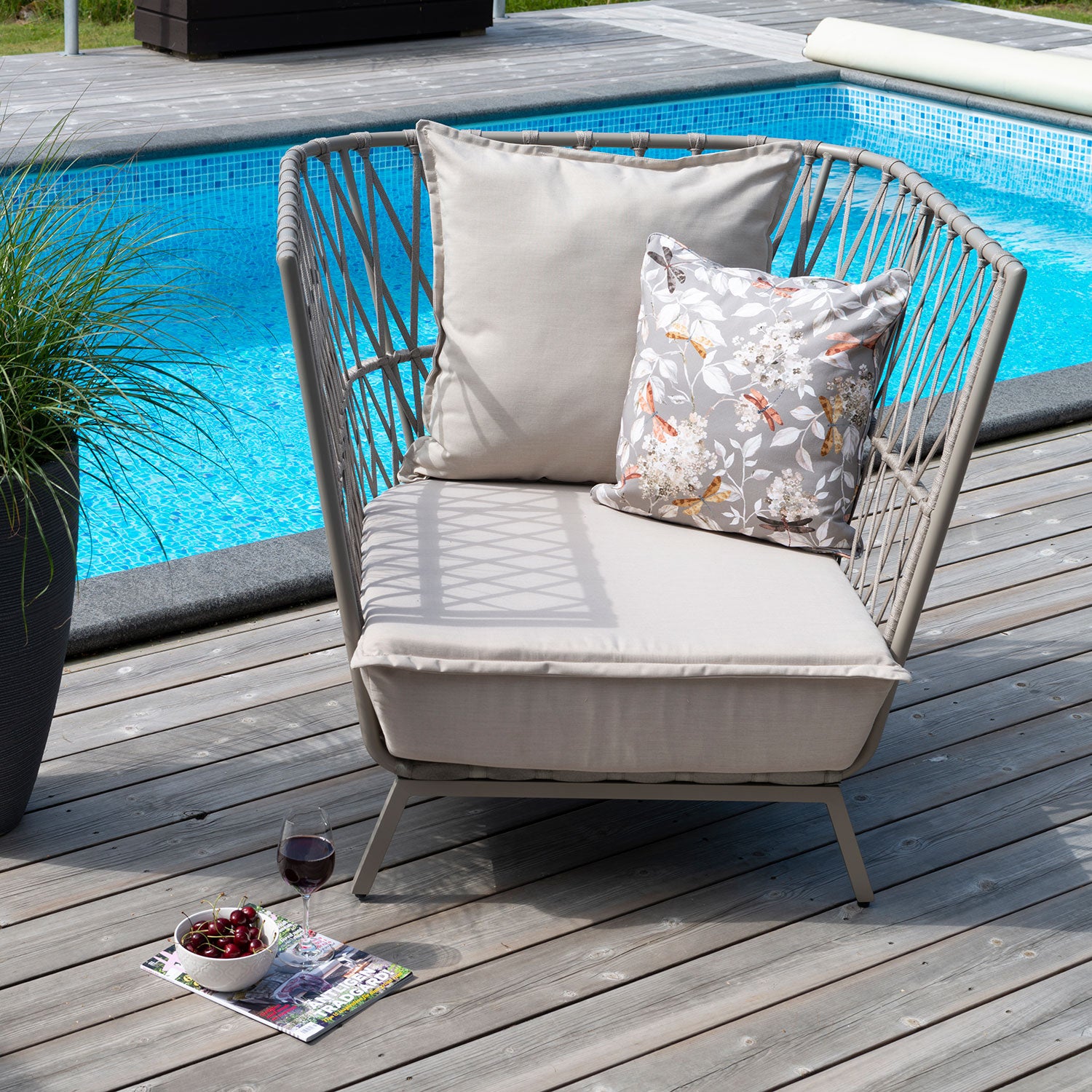 Jet Set Armchair Beige 