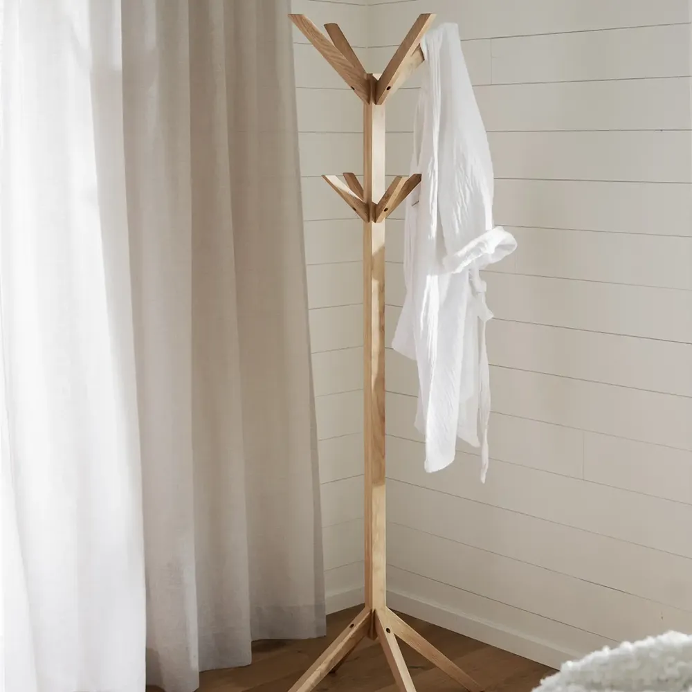 Confetti clothes hanger oiled oak
