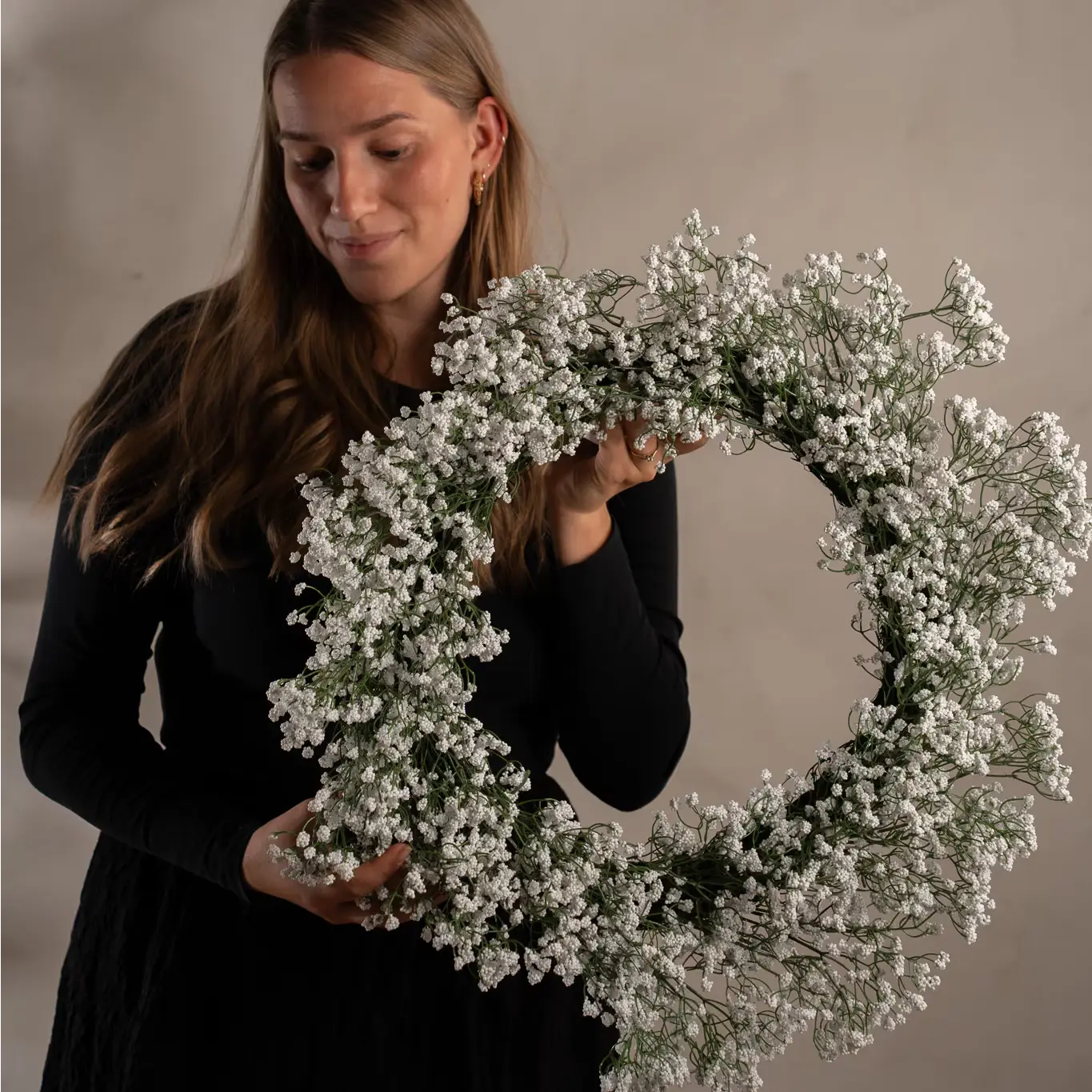 Bridal Veil Wreath White