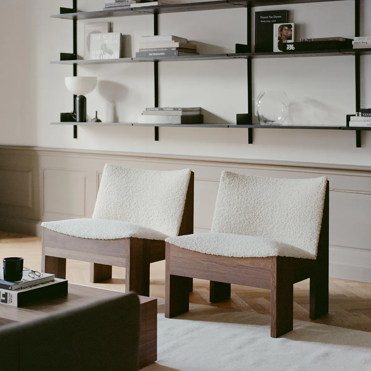 Lounge Chair Tenon Fumed Oak Spacedust