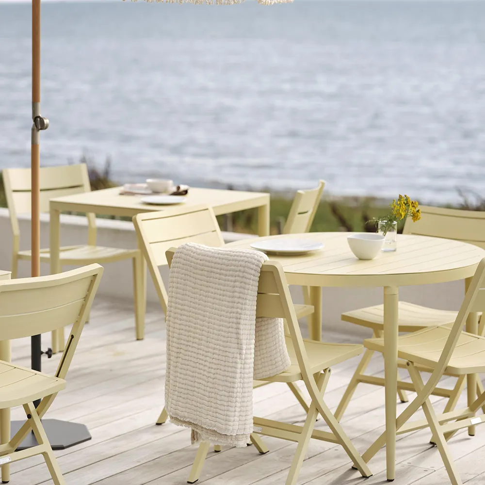 Bigby Dining table Ø100 cm lemon