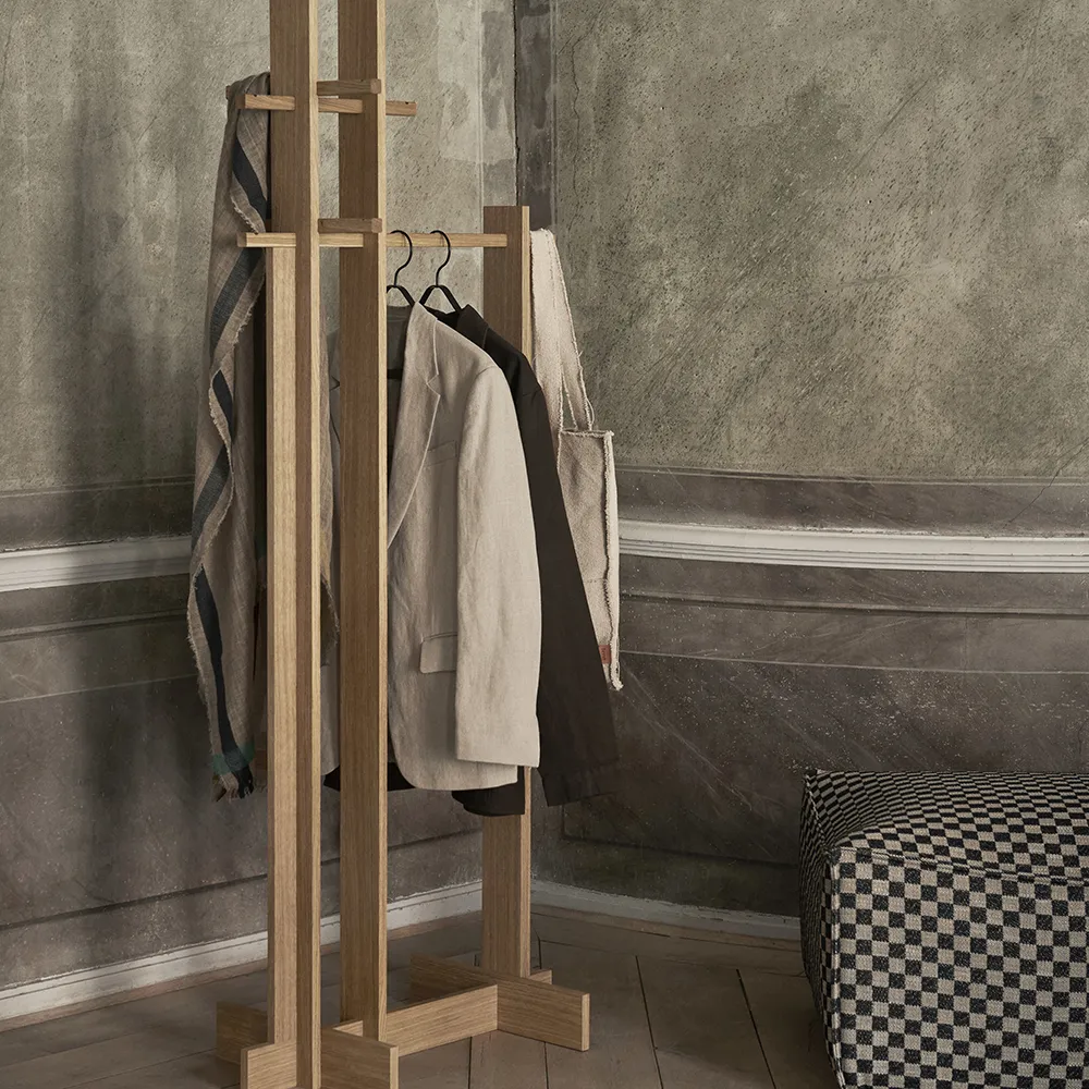 Bridge Clothes Stand - Oiled Oak