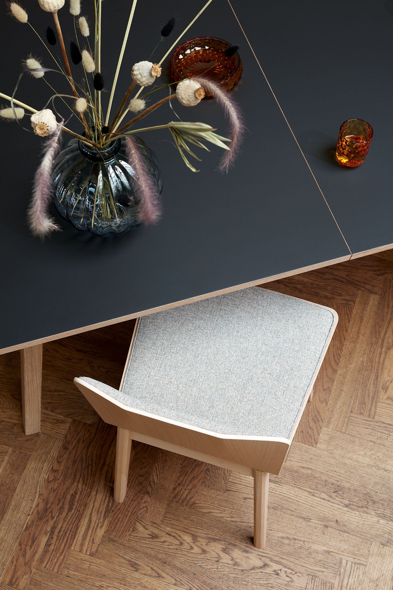 Sm11 Table Black Oak Lacquer 183-275X100X74cm