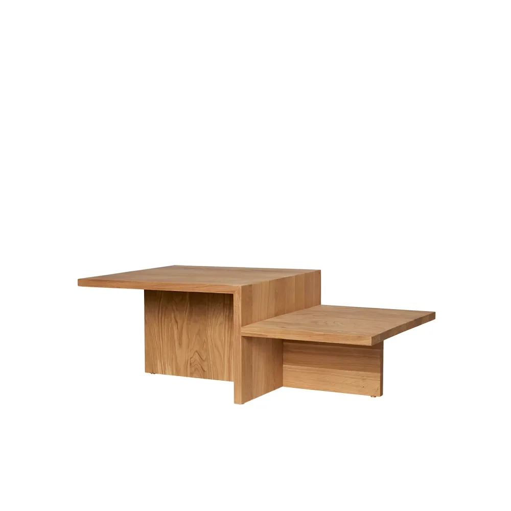 Coffee Table in Oak Distinct