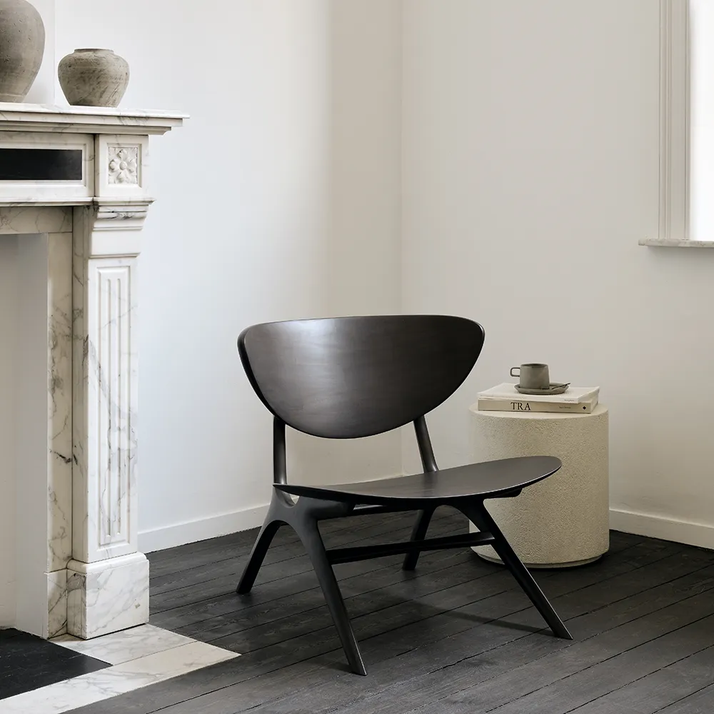 Eye Lounge Chair Mahogany 