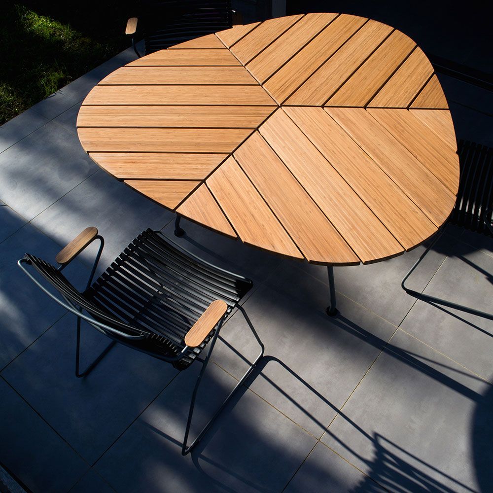 Leaf dining table 146x146 cm aluminium/bamboo