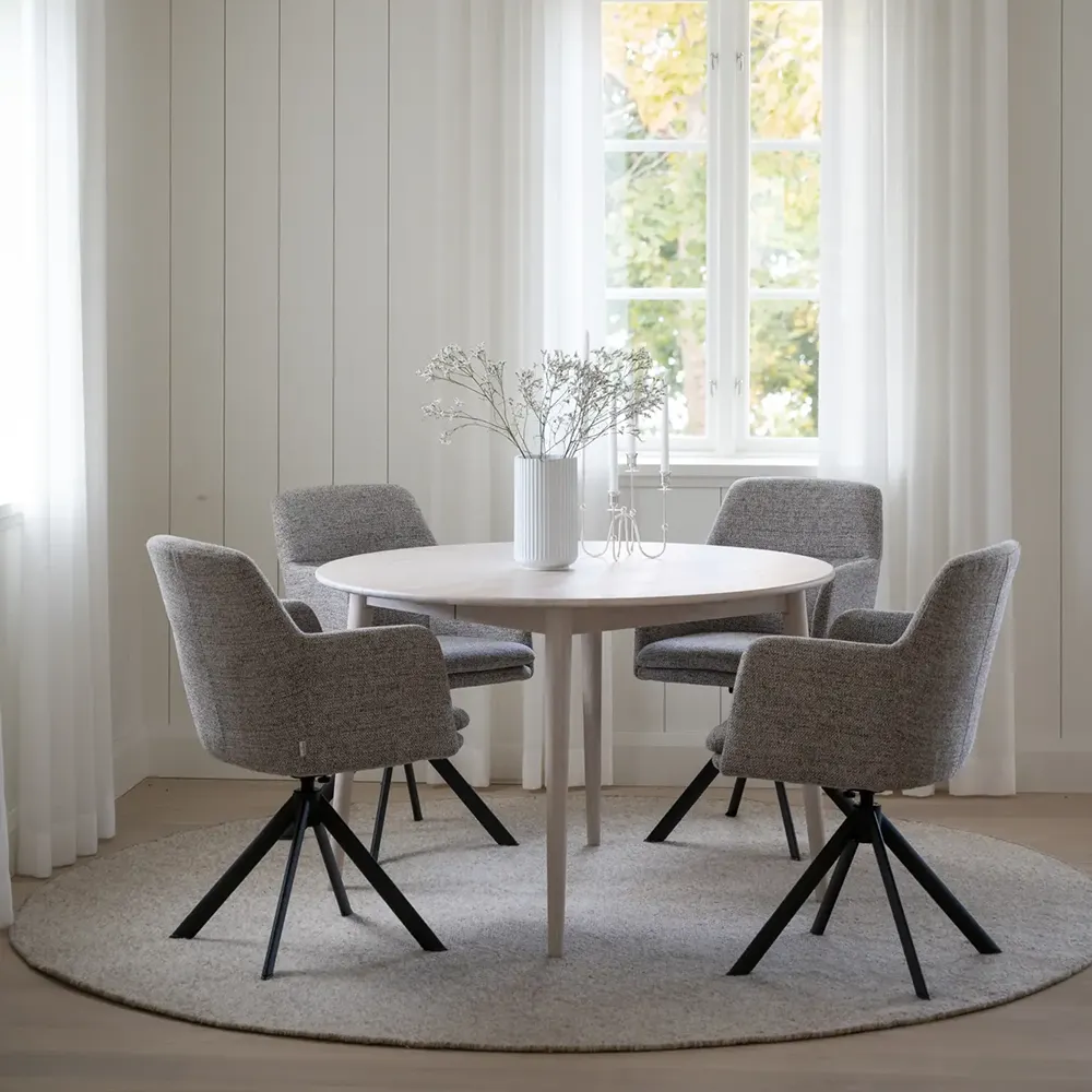 Tyler dining table Ø120-165 cm white pigmented oak
