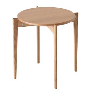 Tilia Side Table Ø51 cm Lacquered Oak