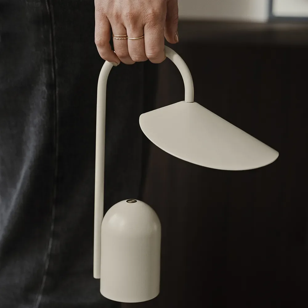 Arum Portable Lamp Cashmere