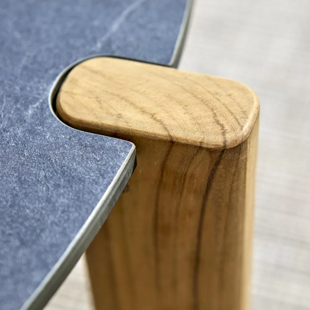 Domino Coffee table Ø70 cm