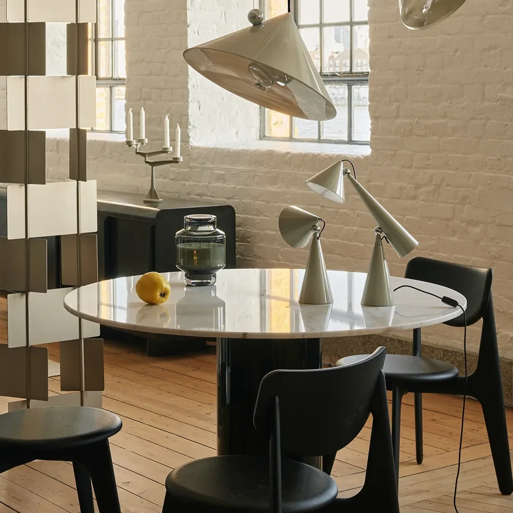 Pose Portable Putty LED