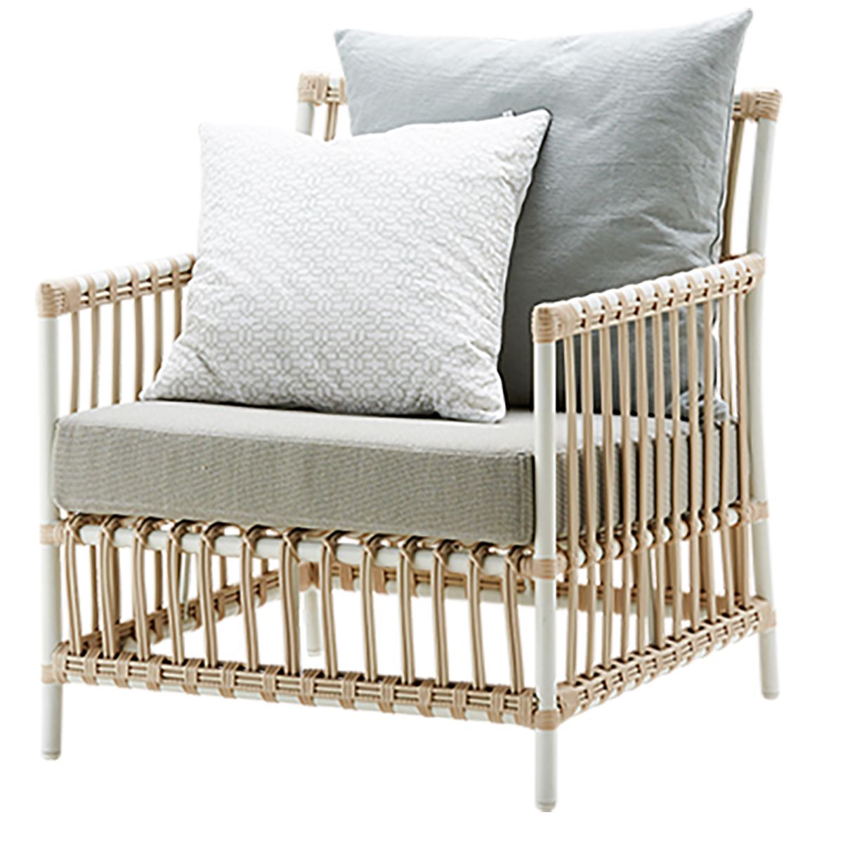 Caroline Armchair rattan Dove