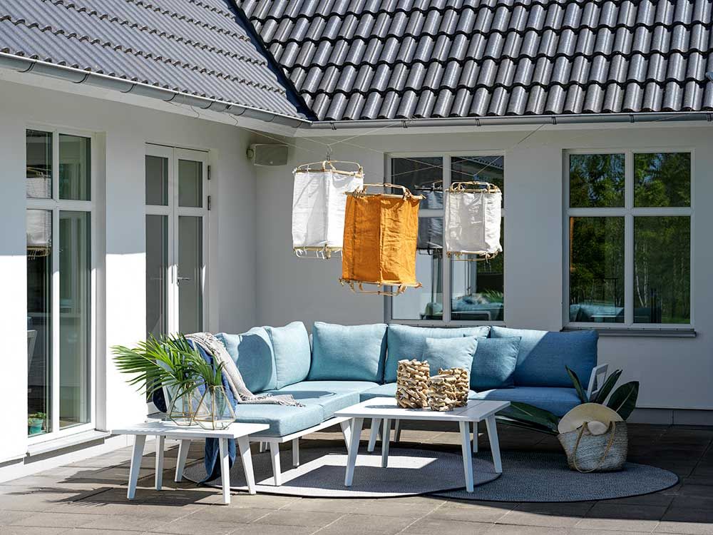 Villac coffee table white