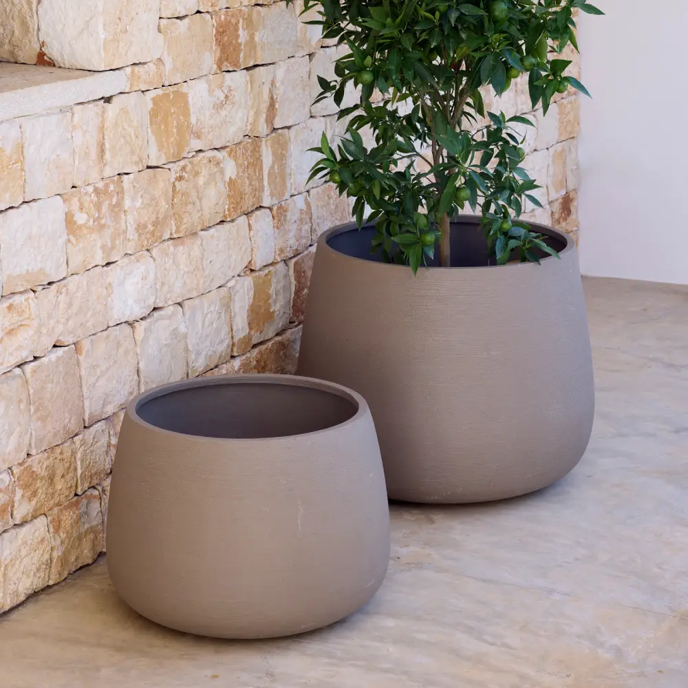 Soil pot rund medium Taupe structure, fiberglas