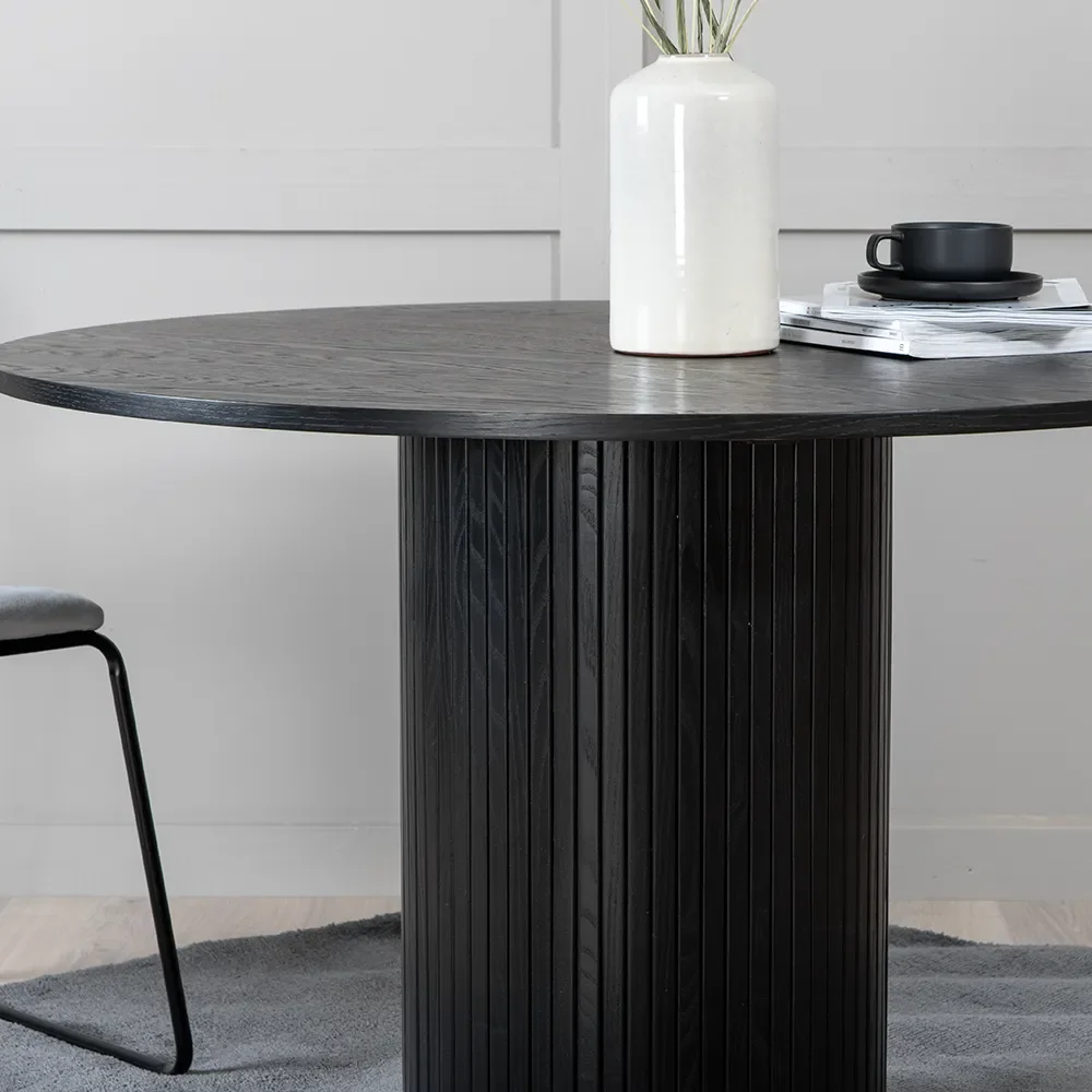 Bianca Dining table Ø110 Black