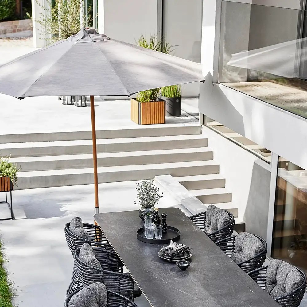 Classic parasol 300 cm Light grey / Teak