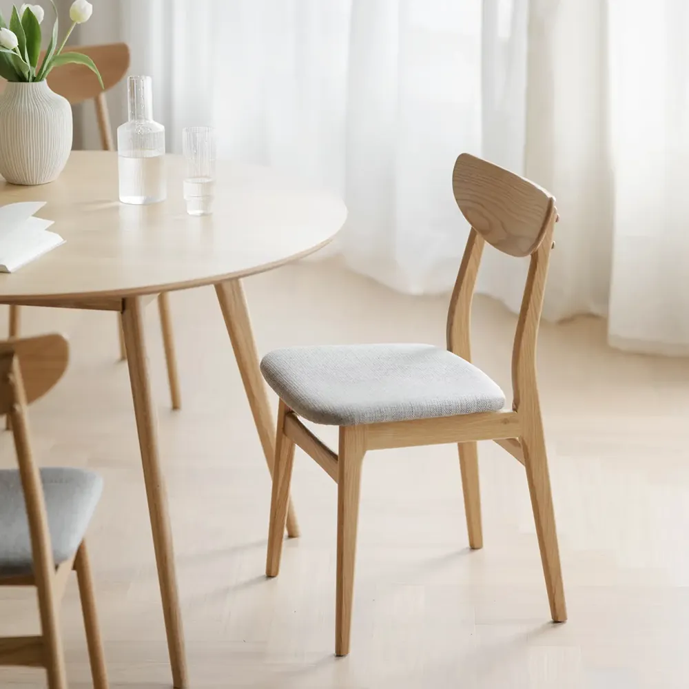 Rodham chair oak/light gray