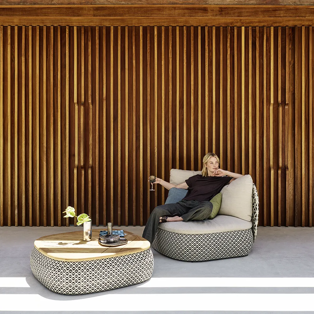 MDEAR coffee table DHQ pepper touch 0238 teak 0205