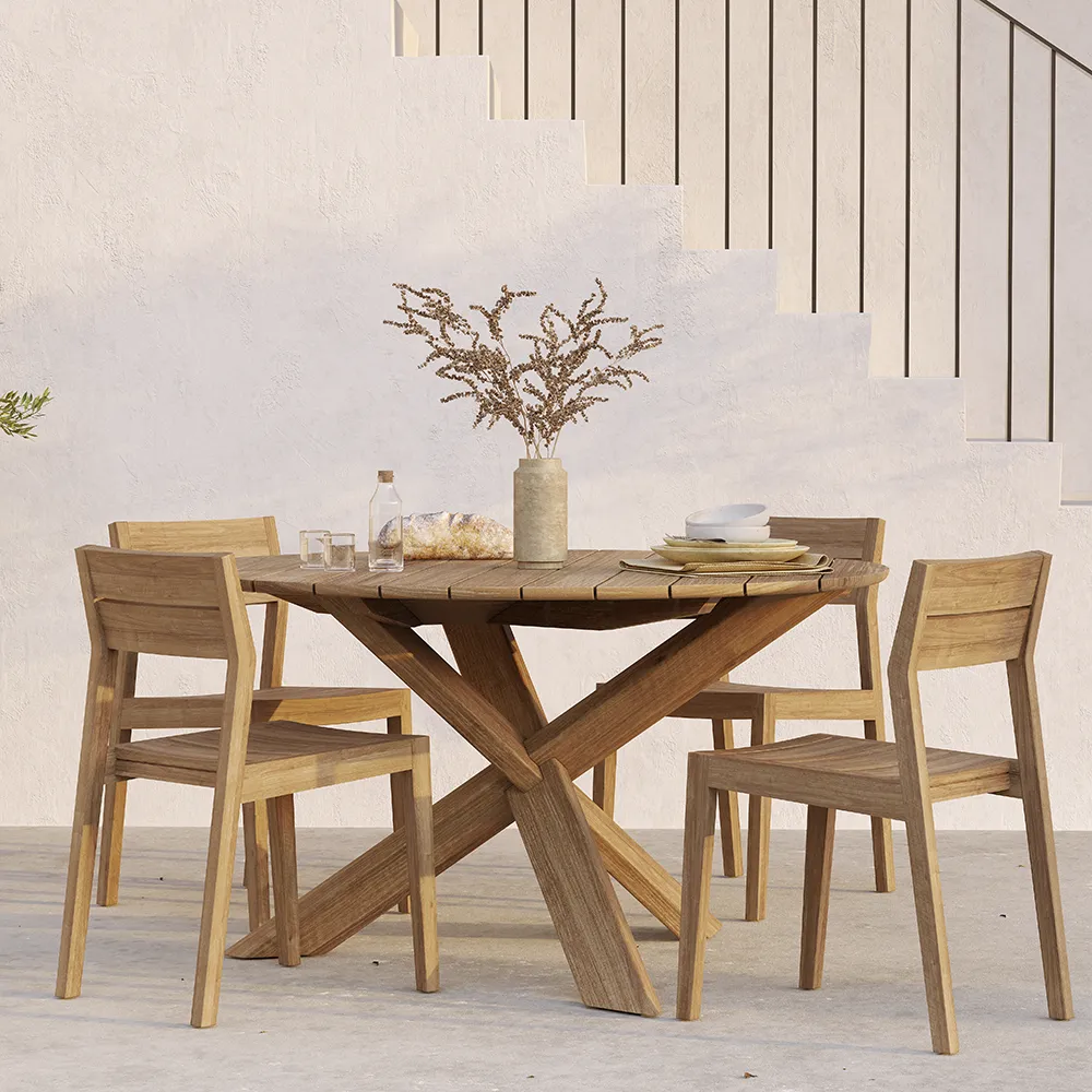 Circle Dining table Ø136 cm Teak