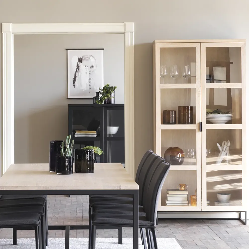 Everett display cabinet white pigmented