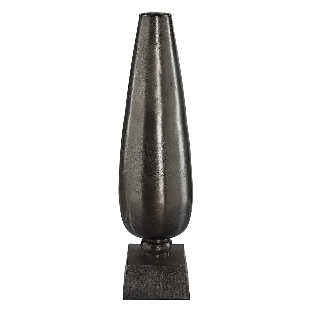 Benito L decoration graphite