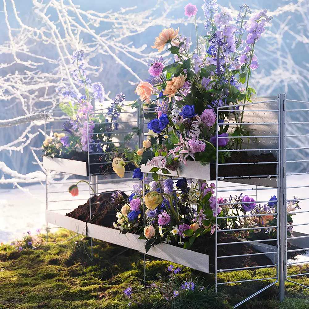 High edge shelf 58x7x30 Galvanised