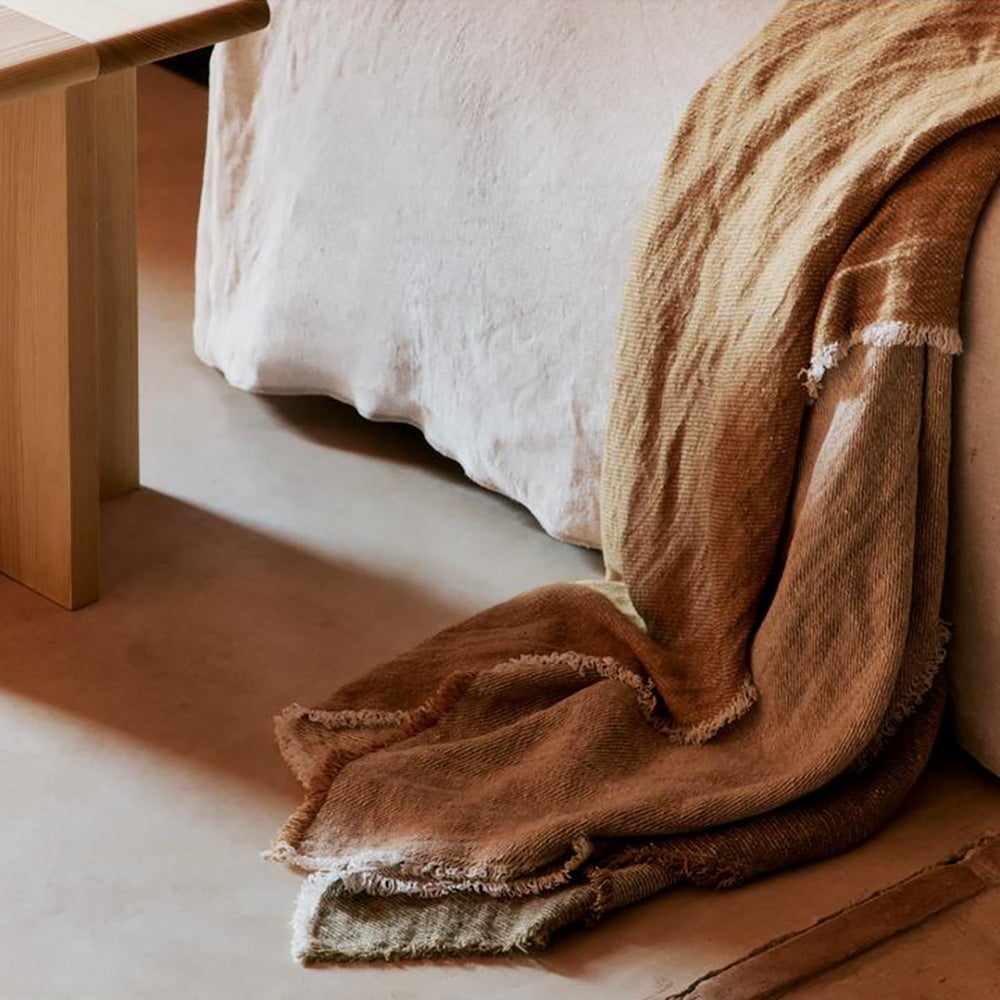 Pila Linen Throw - Khaki/Aged Gold