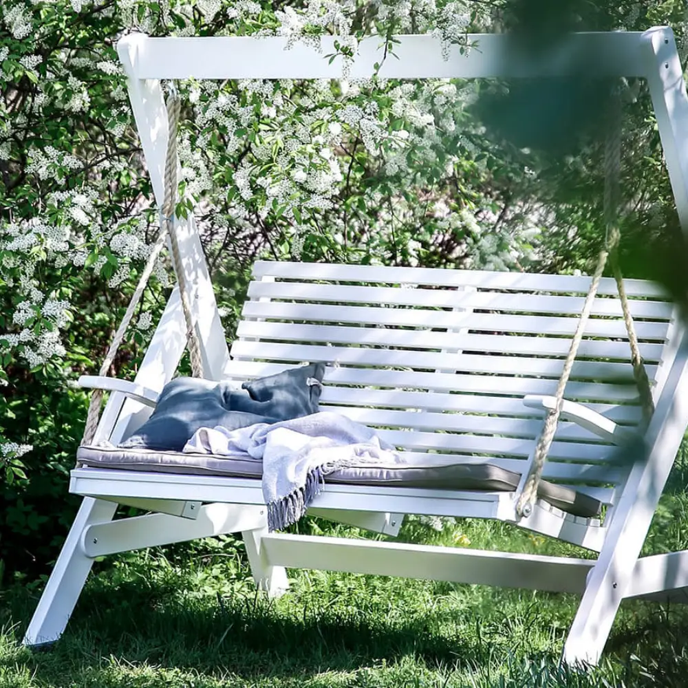 Marstrand Swing Sofa White