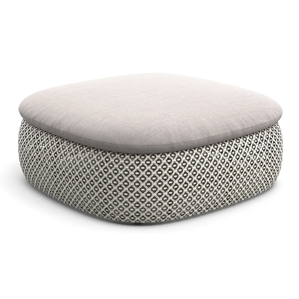 MDEAR footstool DHJ pepper touch 0238