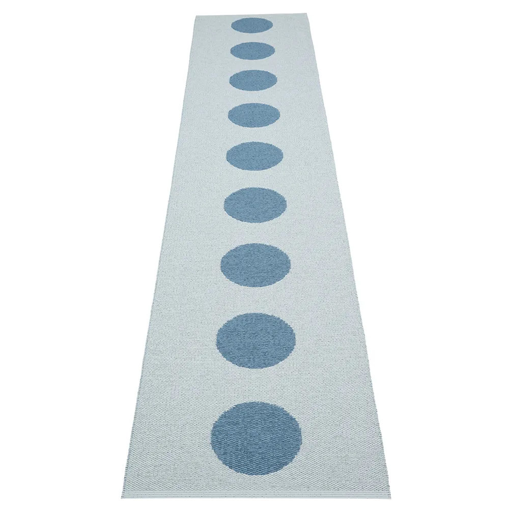 Vera Pop carpet River Blue/Blue Fog 70 x 360cm