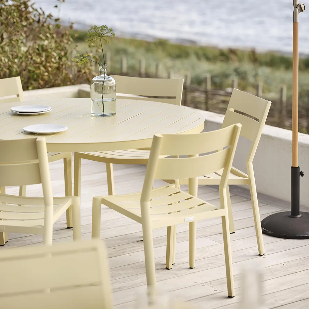 Bigby Dining table Ø100 cm lemon