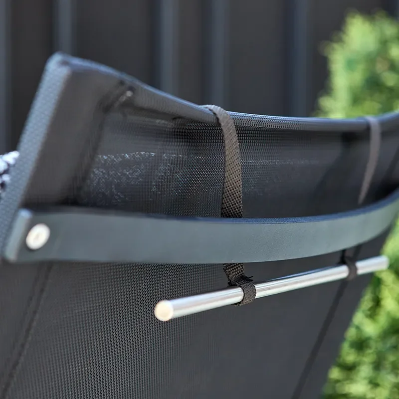 Soro armchair Black / Teddy ant