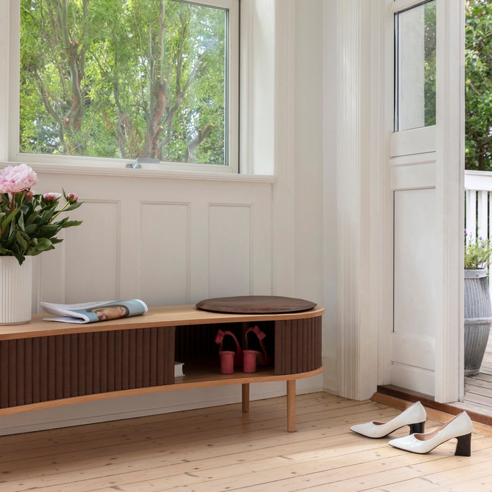 Audacious TV stand Oak/Sugar Brown