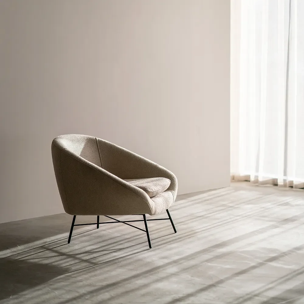 Barrow Lounge Chair Off White 