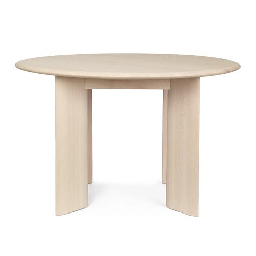 Bevel Dining table Ø117 cm - White Oiled Beech
