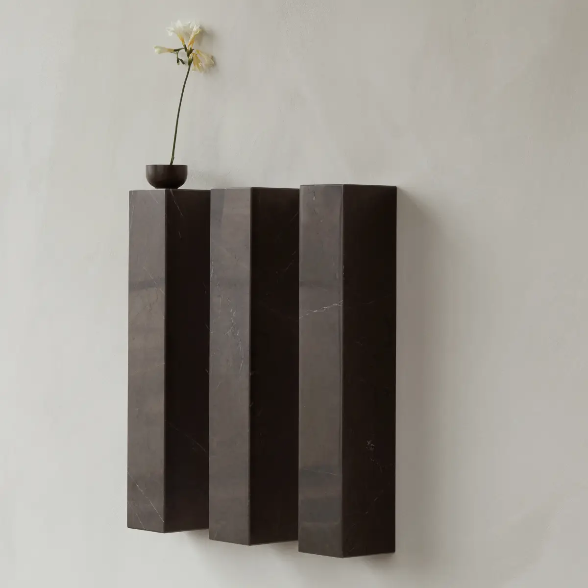 Plinth Shelf, Marble Grey, Kendzo
