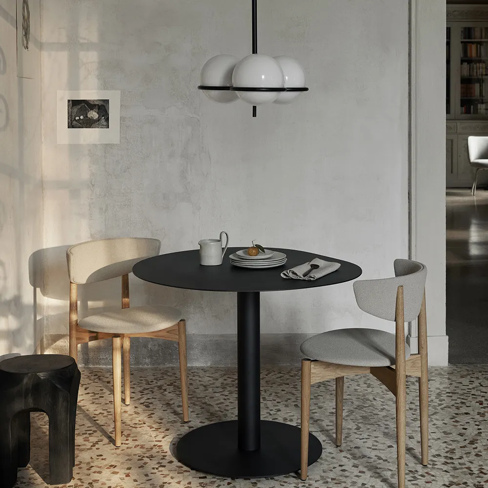 Pond Dining Table Ø88 cm Black