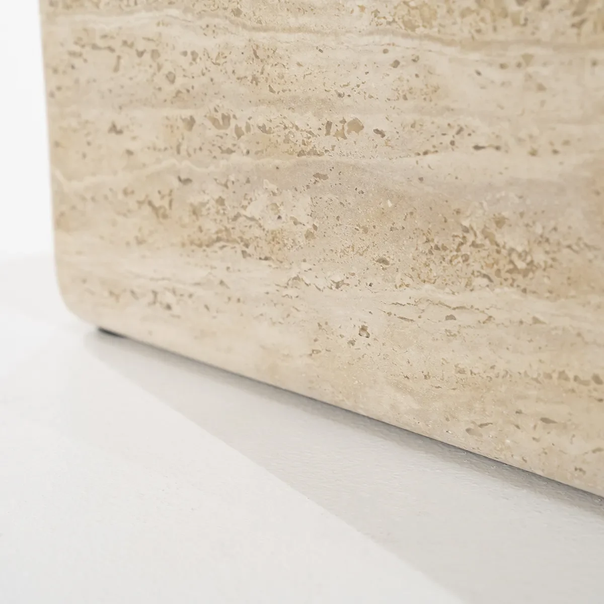 Donta Side table
