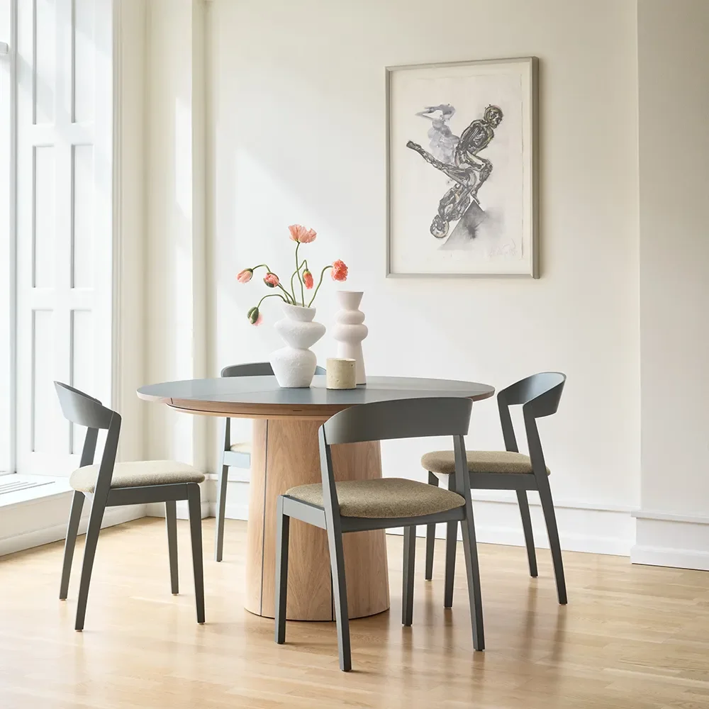 SM33 Table Oak Mocha Brown Lacquer Oiled look