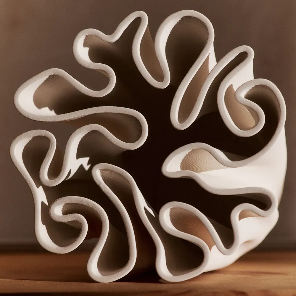 Dedali Vase - H25 - Off-white