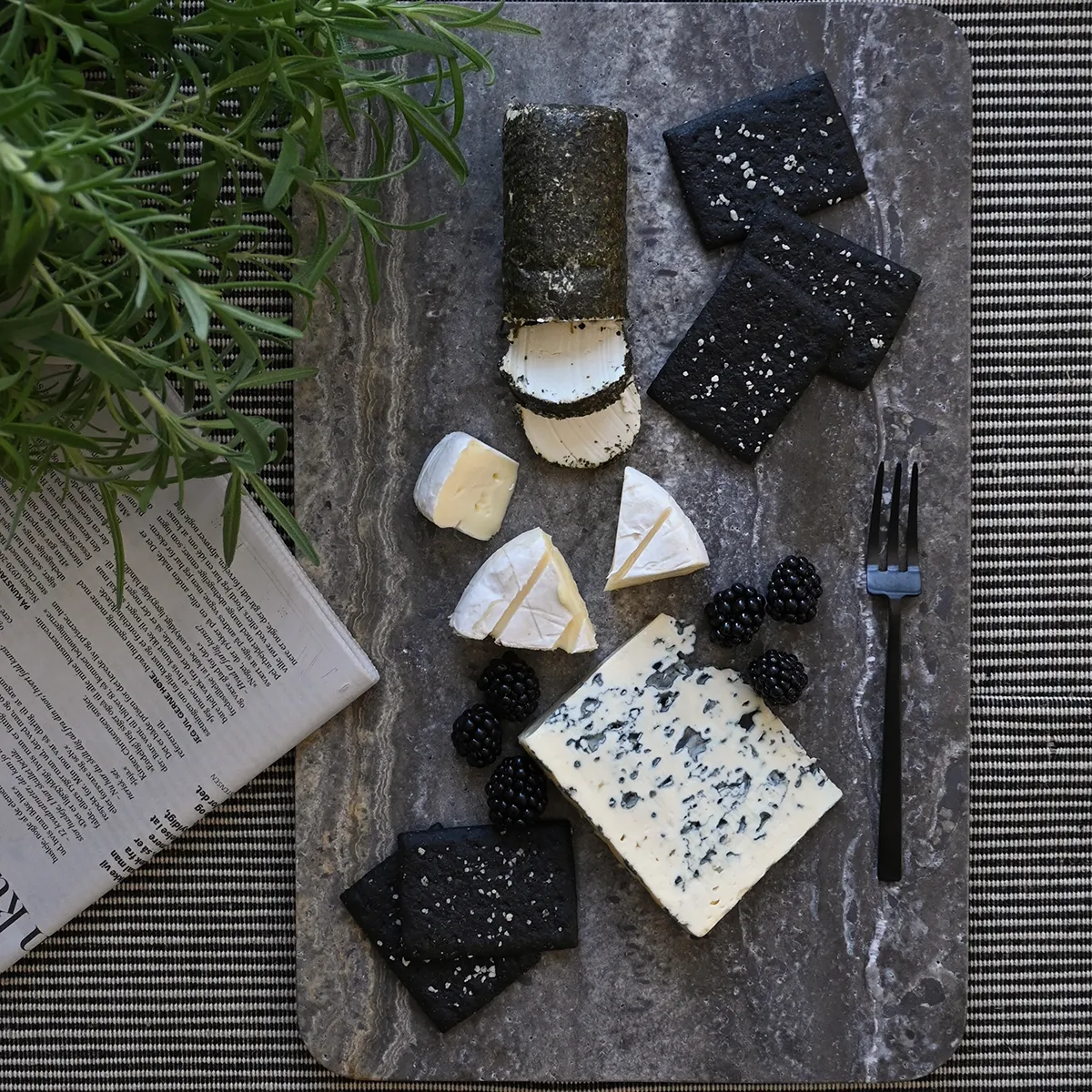 Decorative Tray in Travertine Enkei Rectangular Medio 40x25 cm
