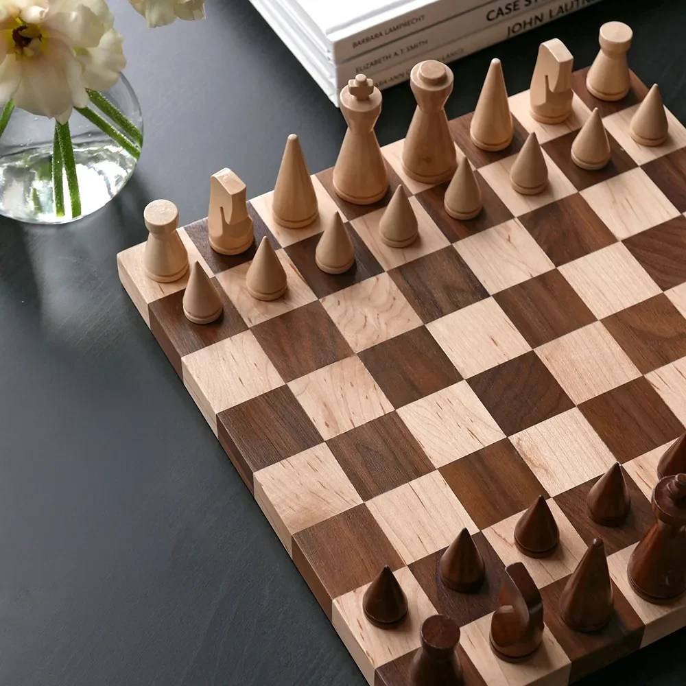 Chess The Minimalist
