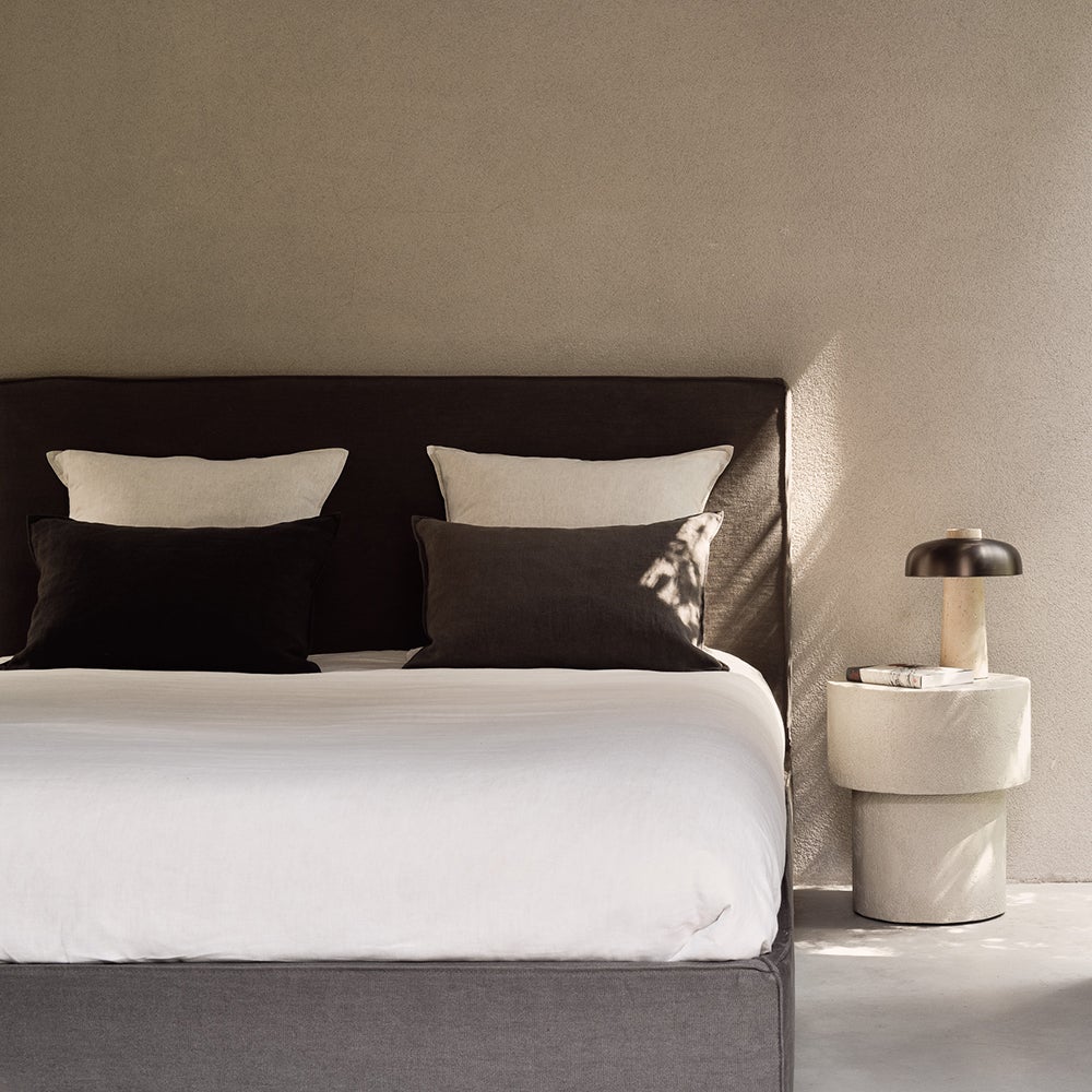 Revive Bed frame 180x200 Grey linen