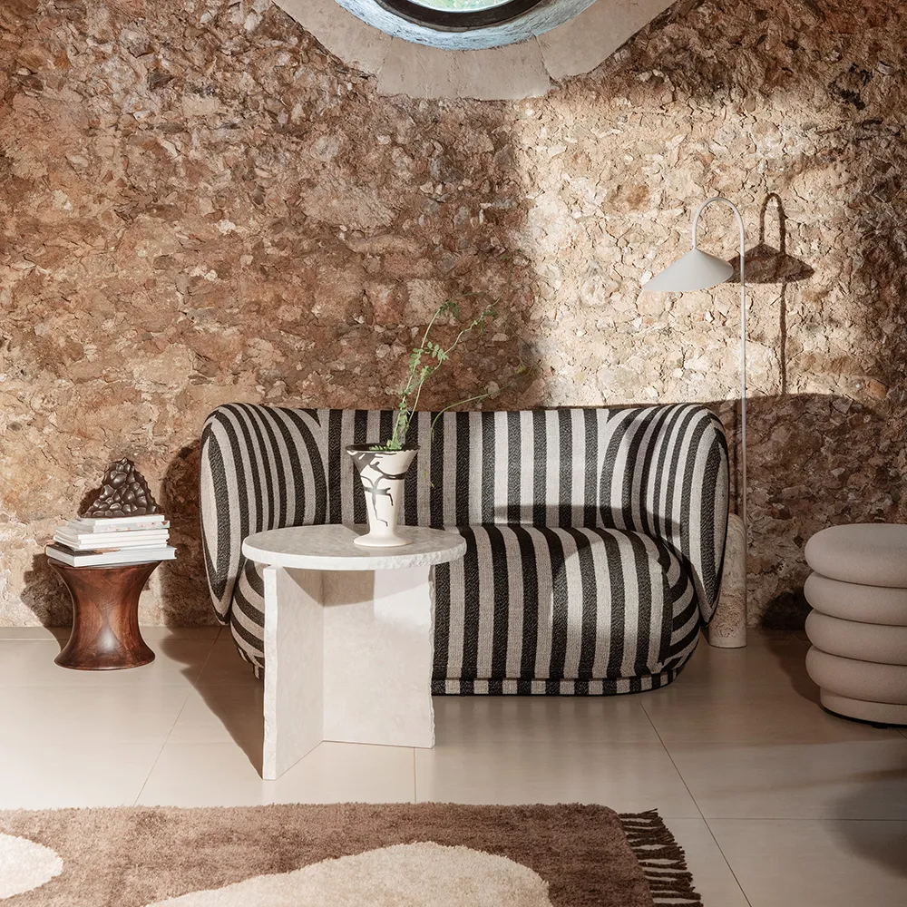 Mineral Sculptural Table - Bianco Curia