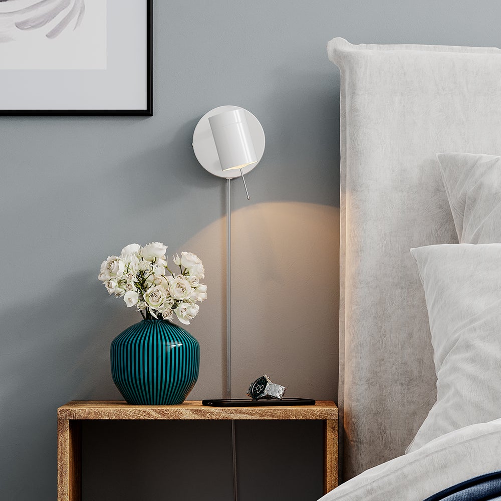 Correct wall light Black