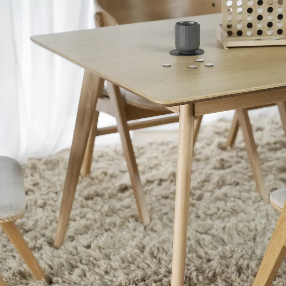 Yumi dining table 190x90 cm lacquered oak