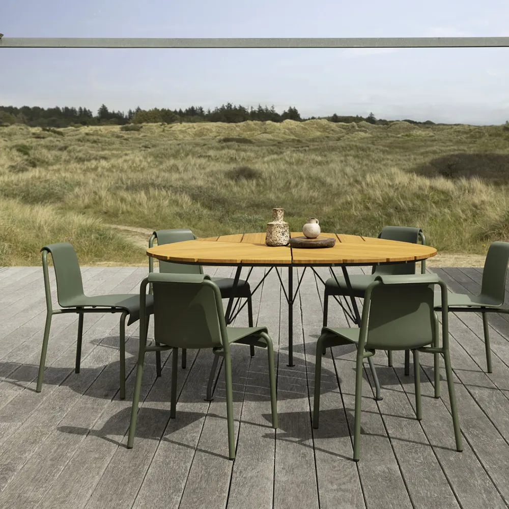 Leaf dining table 146x146 cm aluminium/bamboo