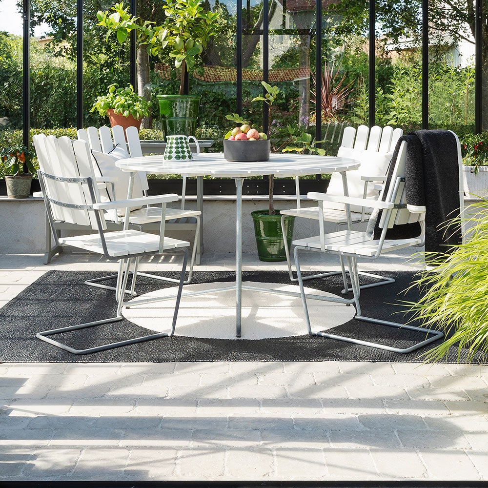 Vera Carpet 180x230 cm one black / vanilla