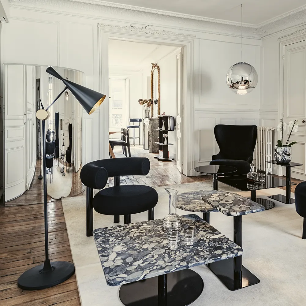 Beat Floor lamp Black LED UN