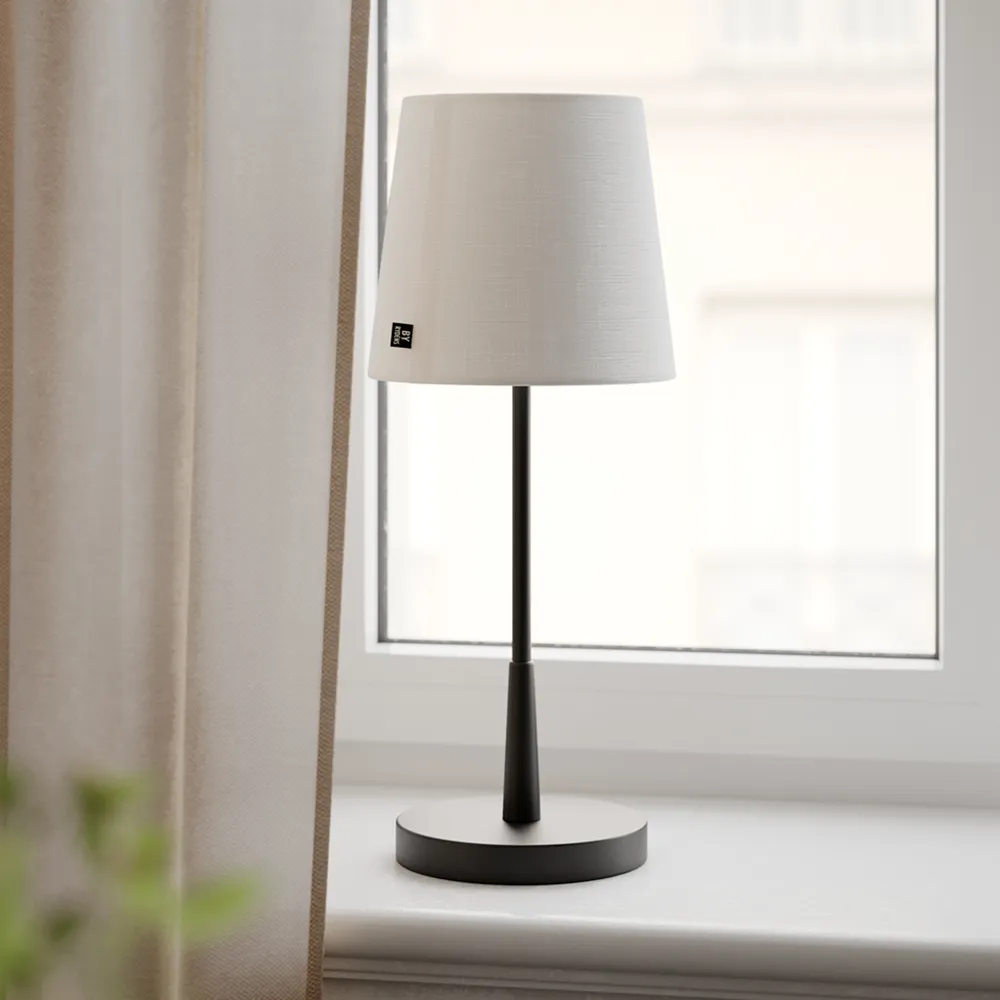 Lumi table lamp H: 48,5cm black/white